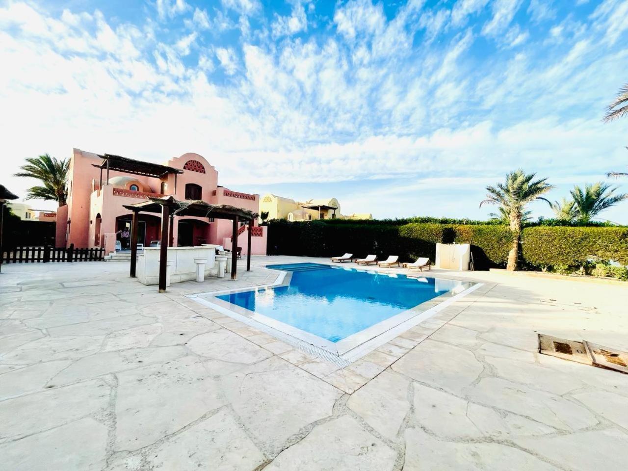 5 Bedroom Villa With Private Pool West Golf Elgouna الغردقة المظهر الخارجي الصورة